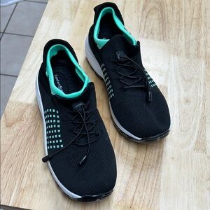 Comfortview Men's Black Sneakers with Green Accents